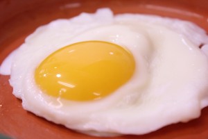 ovos-mexidos-e-fritos-na-agua-3